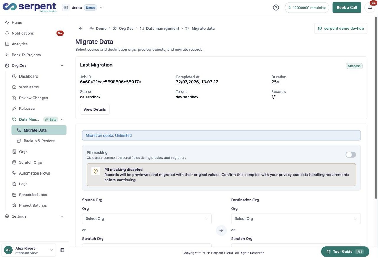 شاشة Migrate Data بمصدر وorg مستهدف ومفتاح تشغيل masking للـ PII